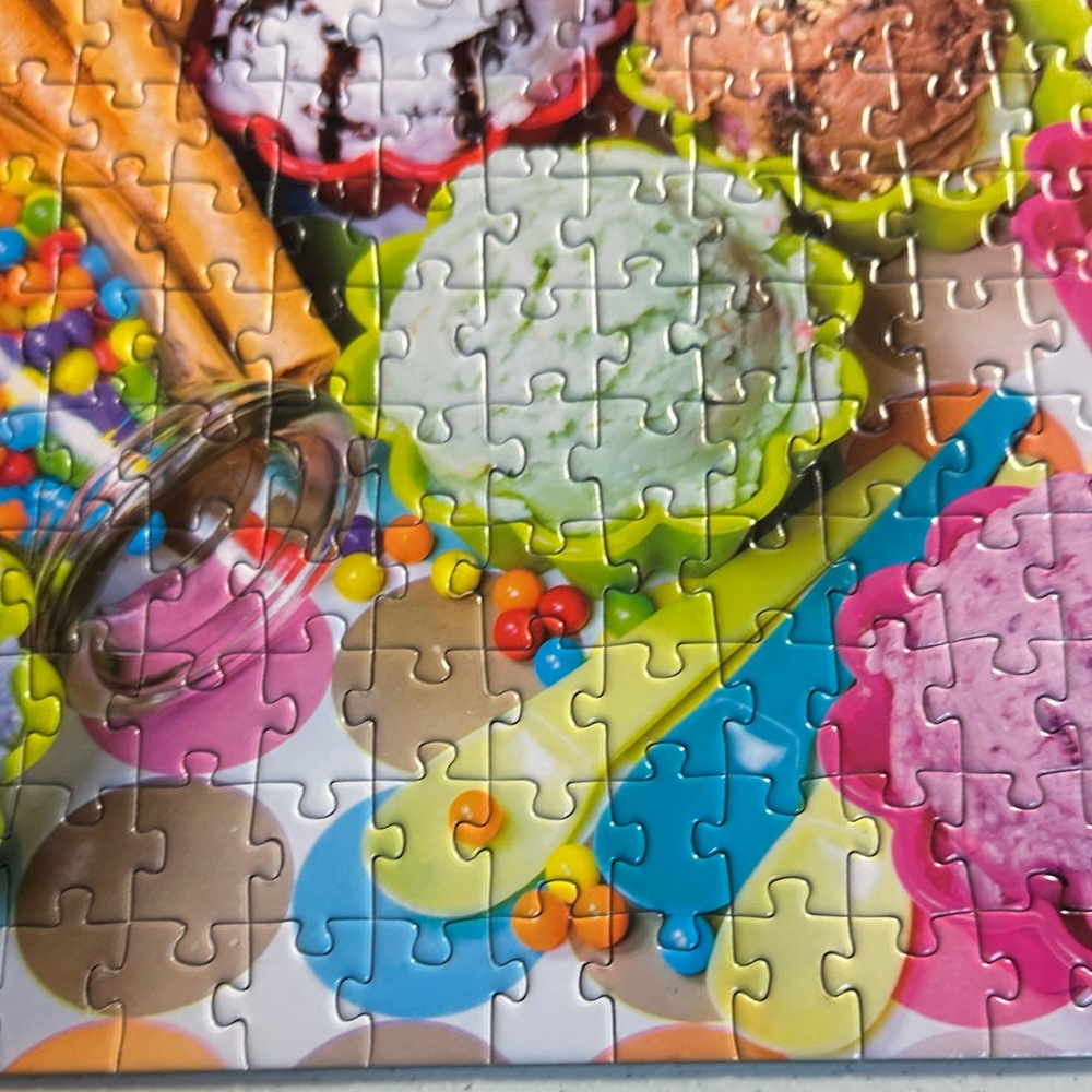 Kodak Vibrant Ice-cream Puzzle with Assorted Colors 27”x20” 1,000 pieces - Picture 9 of 13